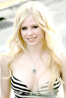 Avril Lavigne Hot