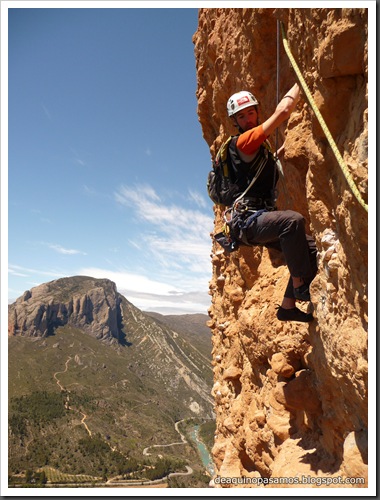 Via Carnavalada 300m 7b (6a A0 Oblig) (Mallo Pison, Riglos) (Omar) 032 Via Carnavalada 300m 7b (6a A0 Oblig) (Mallo Pison, Riglos) (Omar) 032