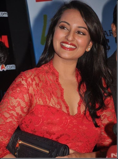 Sonakshi Sinha at FHM anniversary celebrations4_