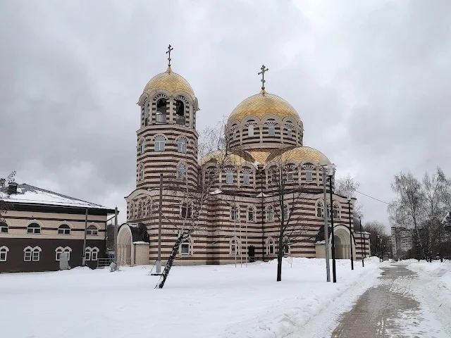 храм священномученика Ермогена в Гольяново