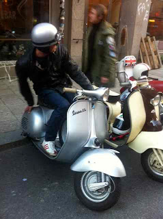 6 Vespa and another Lambretta