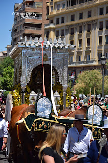 SALIDA DE LA HERMANDAD DEL ROCÍO DE GRANADA