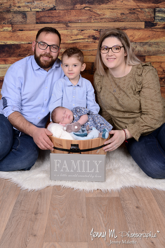 photographe bébé famille maternité vairé givrand brem sur mer st gilles croix de vie