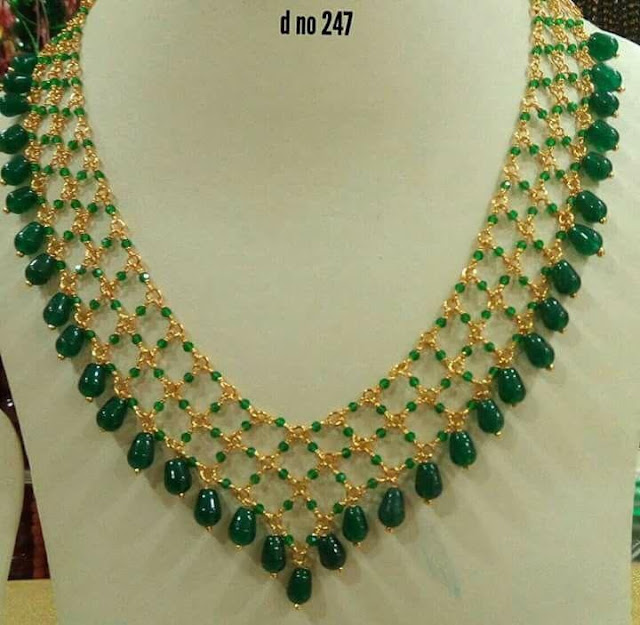 Emerald Drops Necklaces in Light Weight