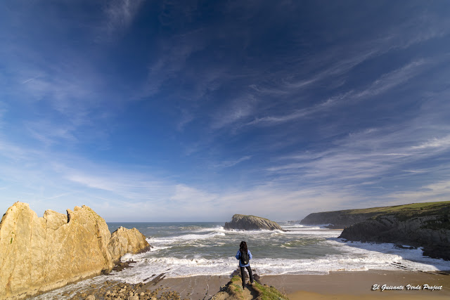 Playa de la Arnía en la Costa Quebrada - Cantabria, por El Guisante Verde Project