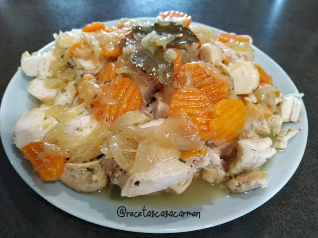 Pechugas de pollo en escabeche