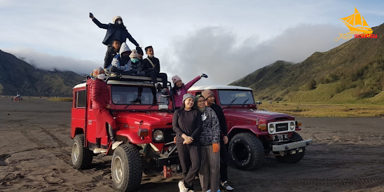 sewa jeep wisata gunung bromo dari sukapura, probolinggo