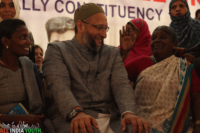 Asaduddin Owaisi sharing a laughter with his constituency wallpaper