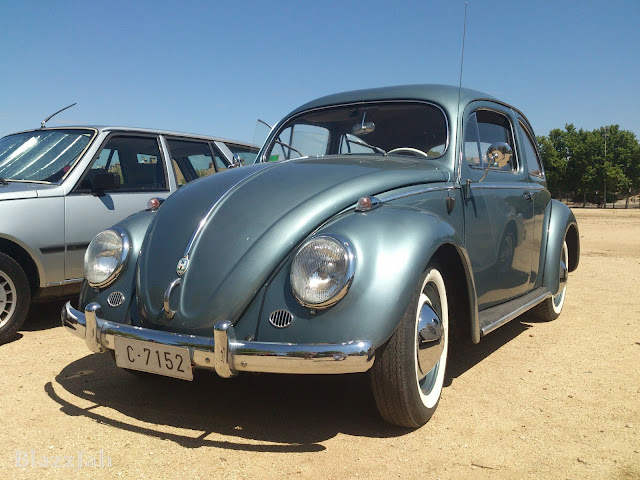 Cool Wallpapers desktop backgrounds - Volkswagen Beetle - Classic and luxury cars - Season 4 - 10