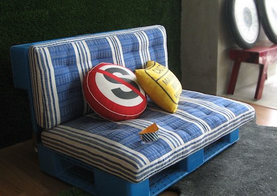 10 ideias de sofás de paletes de madeira reciclados