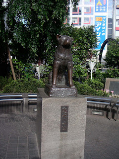 Hachiko Statue