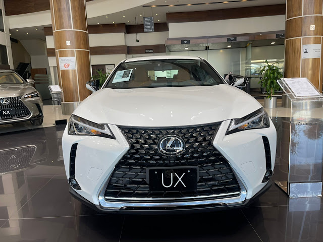 لكزس Lexus UX 2024 الجديدة كل ما تريد معرفته عنها استعراض شامل