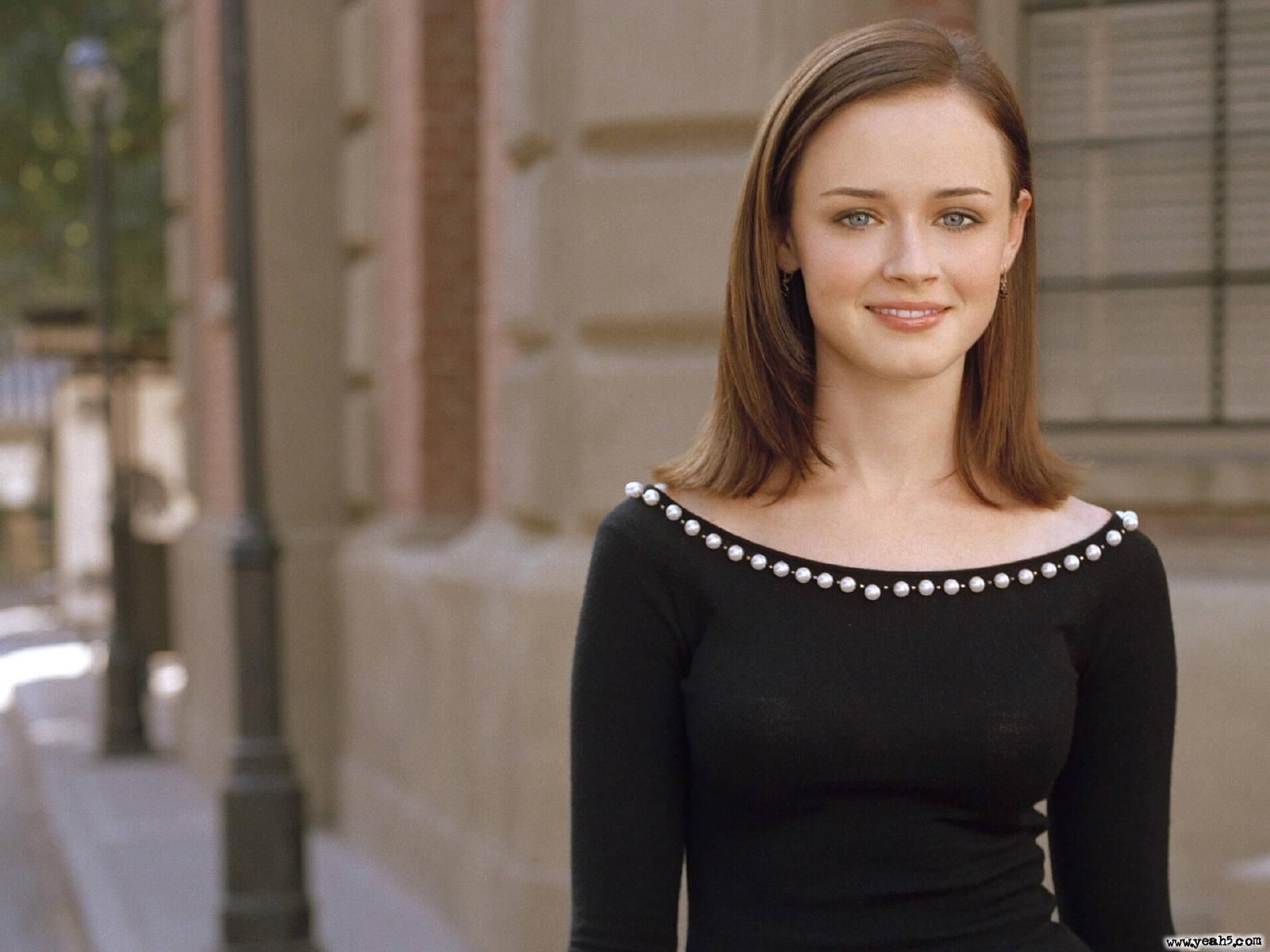 Alexis Bledel HD Wallpapers  Celebrity Insights