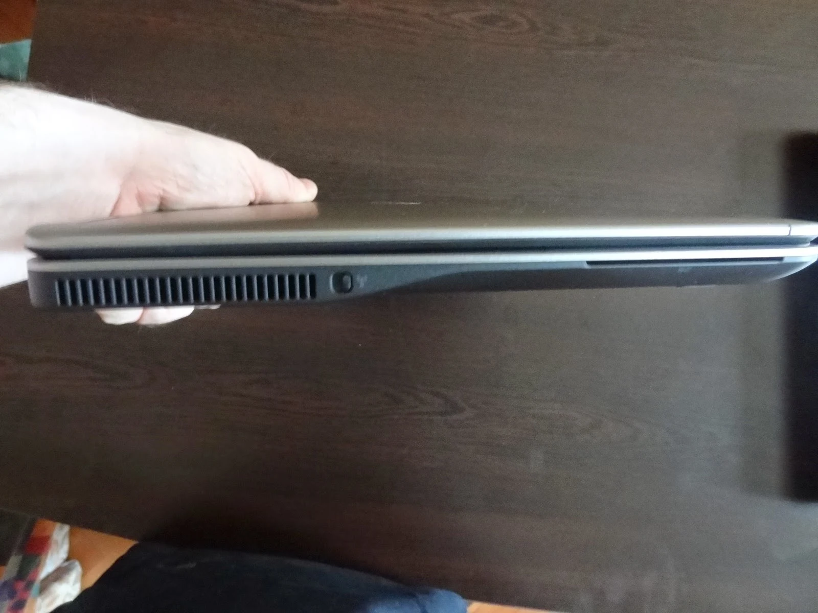 Dell Latitude E7240 thin