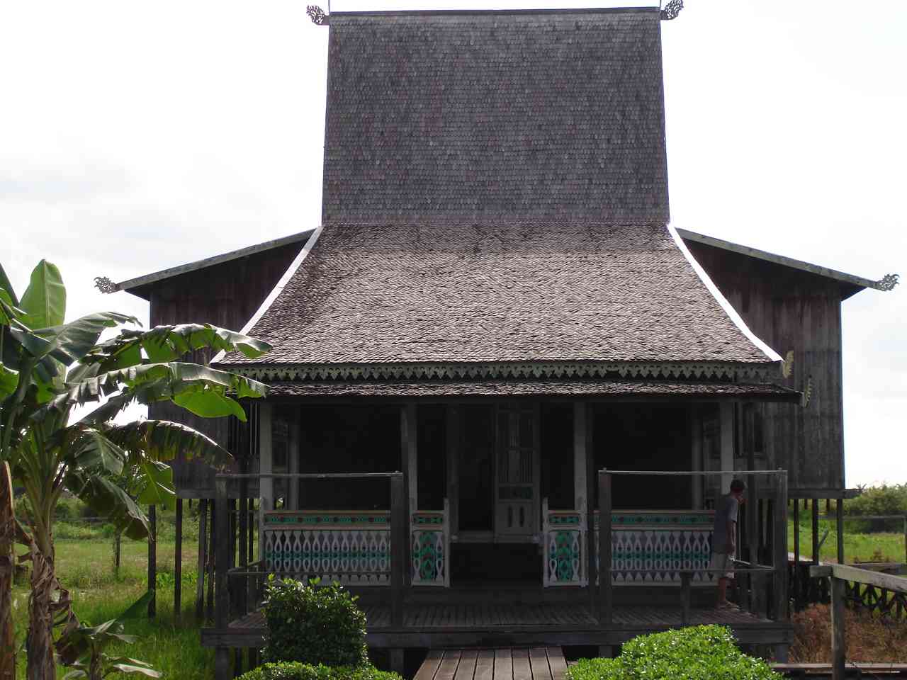Seni Budaya Dan Peninggalan Sejarah Provinsi Kalimantan 