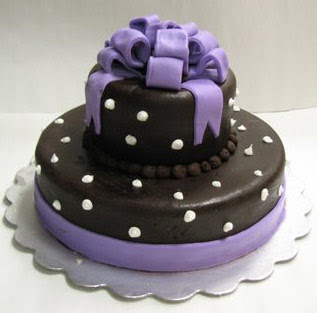 Top Purple and Black Wedding Cakes