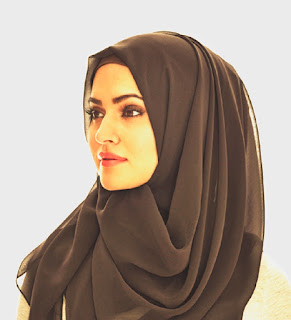 what is hijab? women will look good when using it