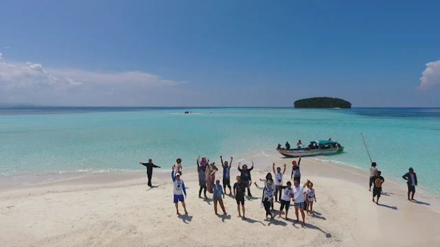 Pasir Timbul Raja Ampat