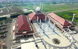 Keindahan Dan Keunikan Rekaan Senibina Masjid