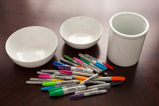 Painting On Ceramics Bowls Or Cups With Colored Markers 