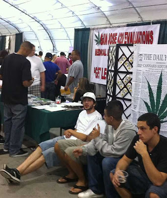 Maconha em Los Angeles: aguardando para ganhar receita legal