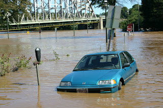 น้ำท่วมกับการชื้อขายรถมือสอง Buy Car Flood