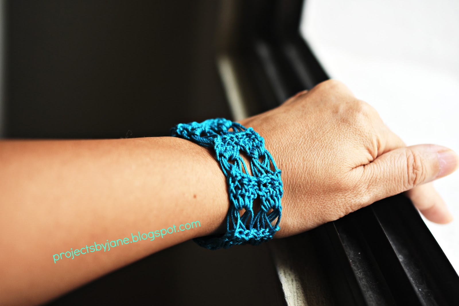 Premium Photo | Handmade brazilian lace crochet closeup artisan hands  crocheting