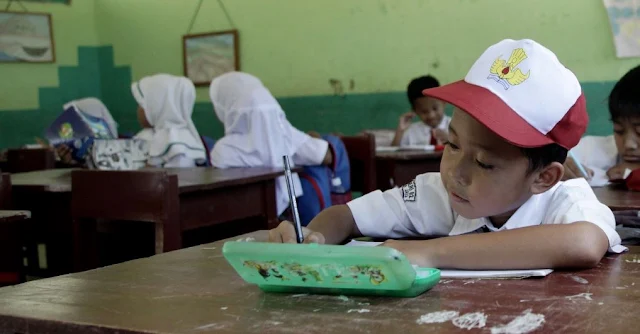 Cara Mengatasi Siswa yang Pendiam di Kelas