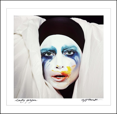 LADY GAGA "Applause"