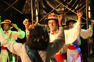 Exhibición de danzas de Ibarra-Kaldu, Erreka-Ortu y Laguntasuna