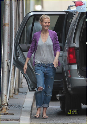 Gwyneth Paltrow Hot Photo