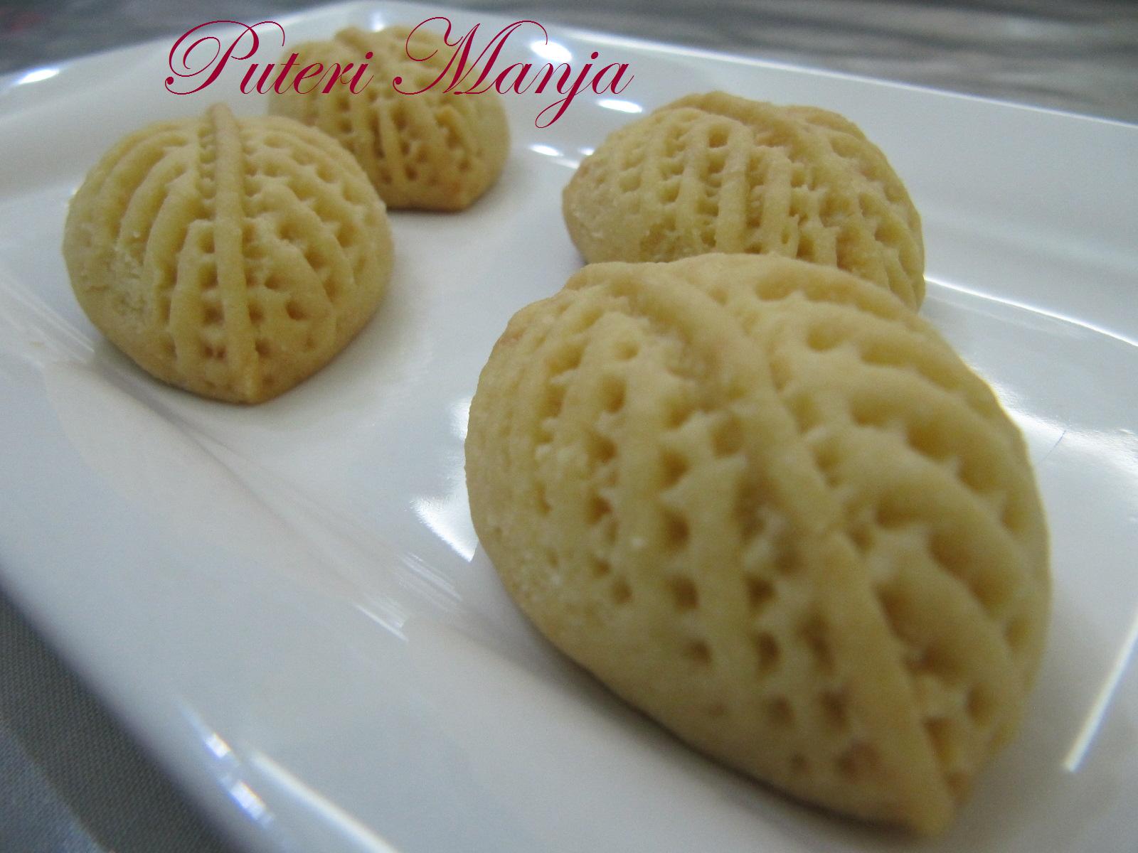 RASA-RASA SELERA PUTERI MANJA: BISKUT MAKMUR BADAM PUTRI STYLE