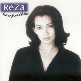  Mengawali karier sebagai penyanyi latar kelompok  Reza  Reza – Keajaiban (1997)