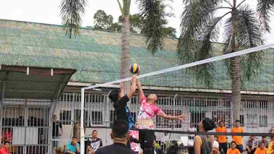 Sabtu Sehat, Pegawai Dan Warga Binaan Lapas Kelas IIA Pekanbaru Senam Pagi Dan Bertanding Bola Volly