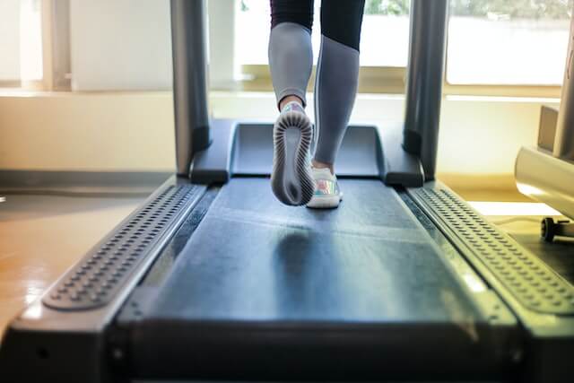 Woman working out the maxkare treadmill makes workouts easy