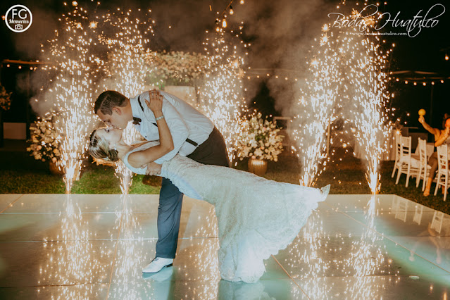 boda en playa, beach wedding, Oaxaca, México, Bodas Huatulco, Wedding Planner