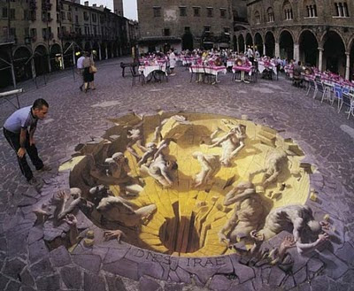  Illusion graffiti art on the floor 