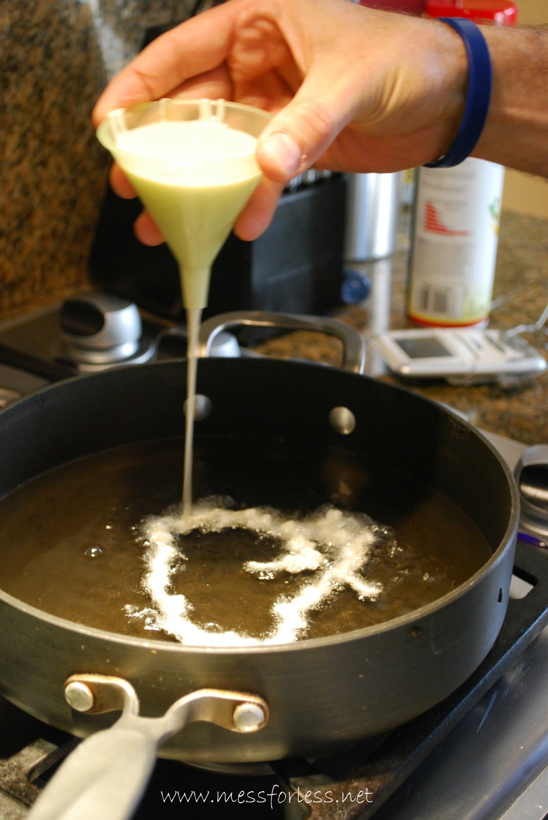 how_to_make_funnel_cake.jpg