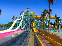 15 Best Water Parks in California 2022
