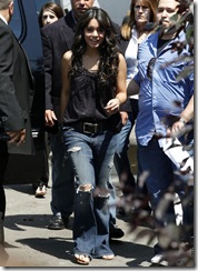 Vanessa Hudgens jeans