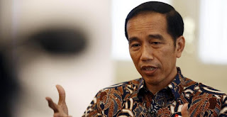  Agen Poker Terpercaya - Jokowi ke Anggota DPRD: Edukasi Warga Agar Tak Terjebak Hoax