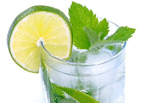 7 Benefits of Lemon Juice
