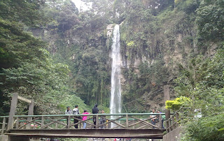 Objek Wisata Taman Balekambang Tawangmangu Klaten