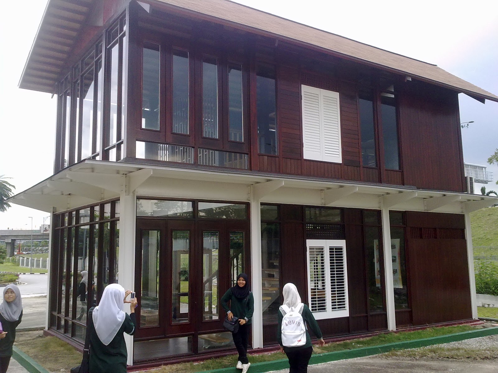 Rumah IBS submited images.
