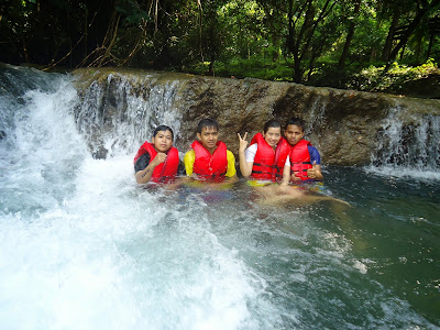 Citumang dan Green Valley merupakan obyek wisata Sungai, yang terdapat goa, dan air terjun.