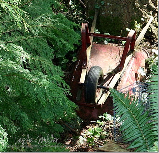 garden-mar08-wheelbarrow-at-rest