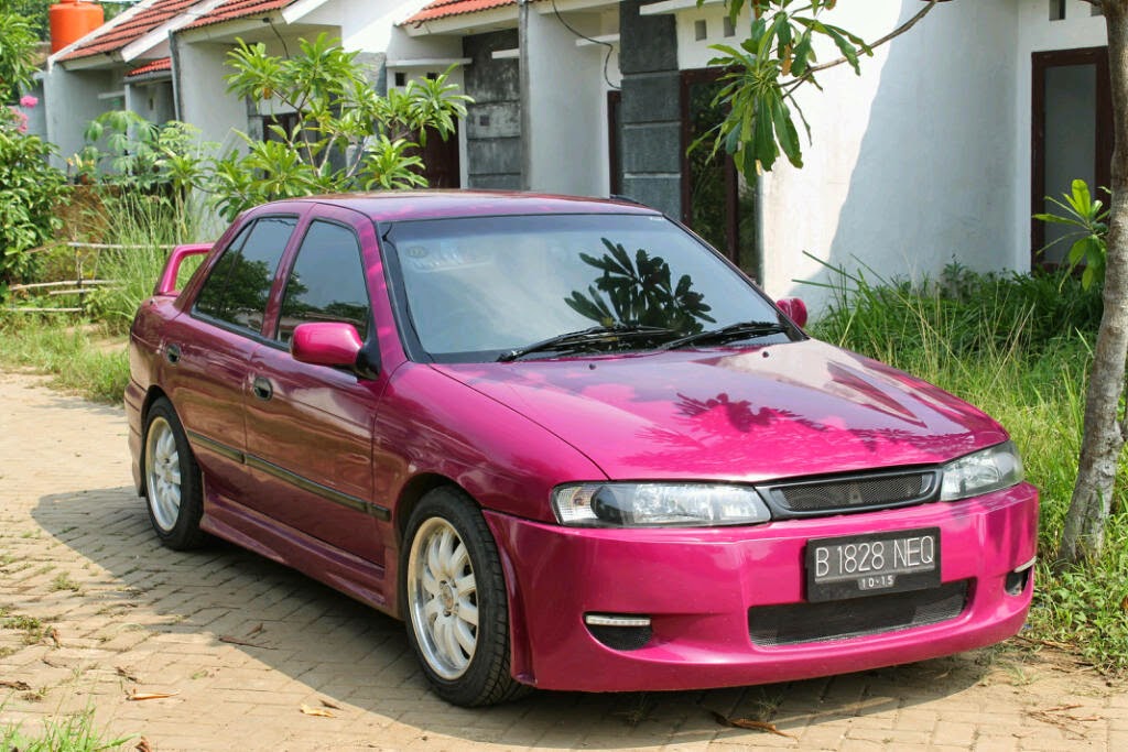 Gambar Mobil Balap Warna Merah - picture.idokeren