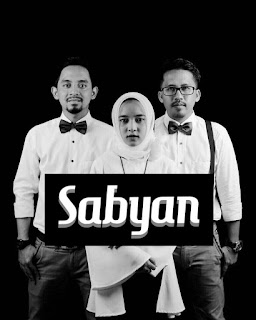 Profil Nissa Sabyan dan Penghasilan YouTubenya  2020 Terbaru