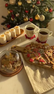 Close nos Detalhes:  Fotografe os enfeites da árvore, a comida deliciosa e os presentes com foco nos detalhes para capturar a essência natalina.