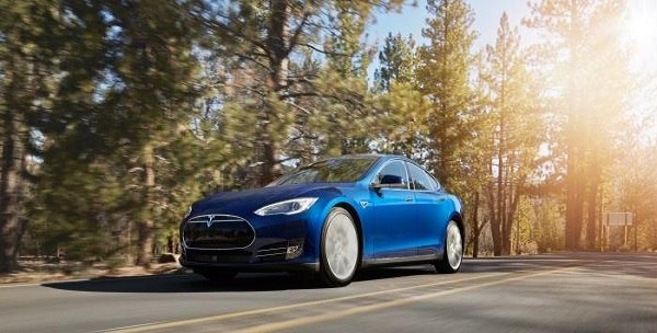 Tesla Model 3 - xe điện sedan giá 35.000 USD